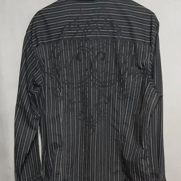 😊 J. Campbell large button down shirt. - Picture 4 of 4